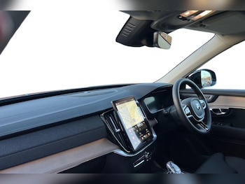 Used Volvo XC90 2025 for sale - 76738125: Photo