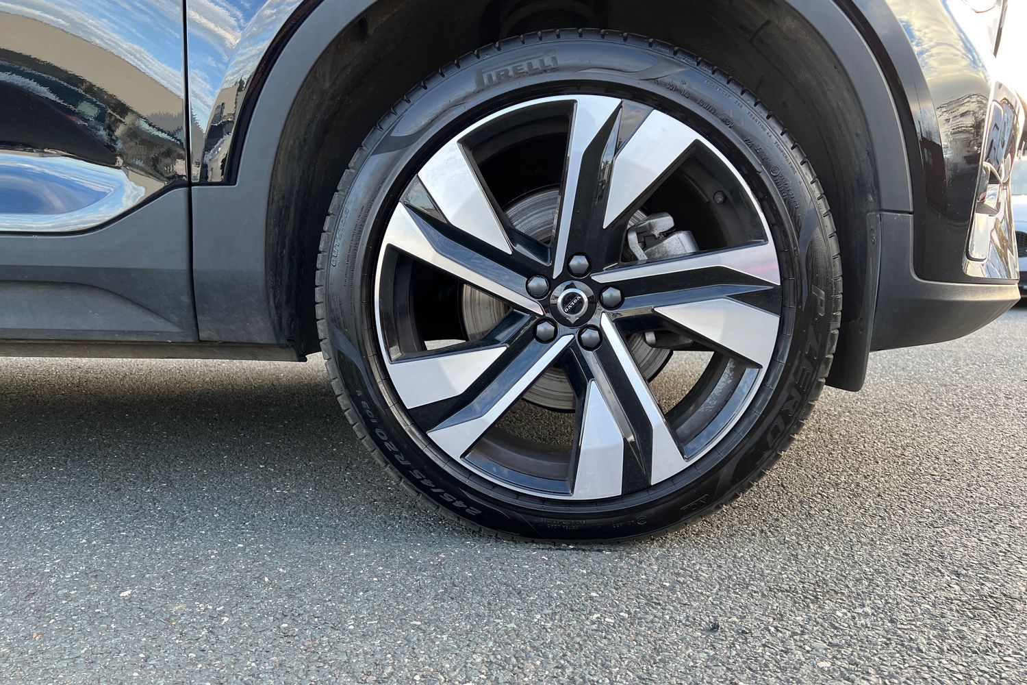 Used Volvo XC40 2024 for sale - 76302281: Photo 5