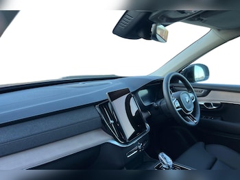 Used Volvo XC90 2025 for sale - 76738123: Photo