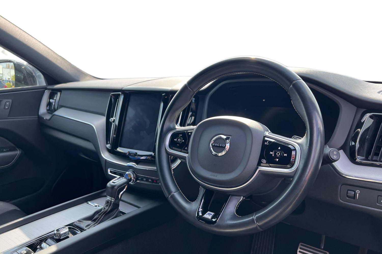 Used Volvo XC60 2019 for sale - 77965287: Photo 10