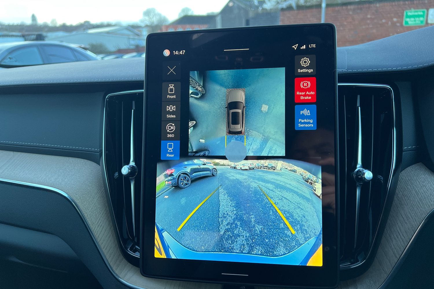 Used Volvo XC60 2025 for sale - 76738119: Photo 16