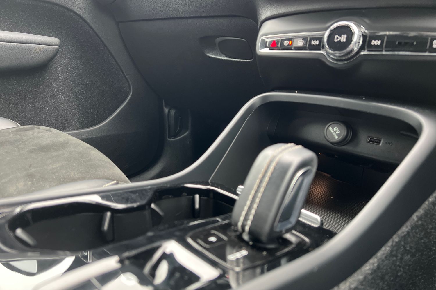 Used Volvo XC40 2021 for sale - 77653056: Photo 13