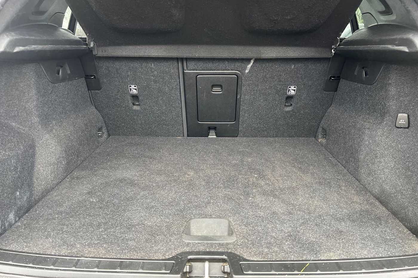 Used Volvo XC40 2021 for sale - 77653056: Photo 8