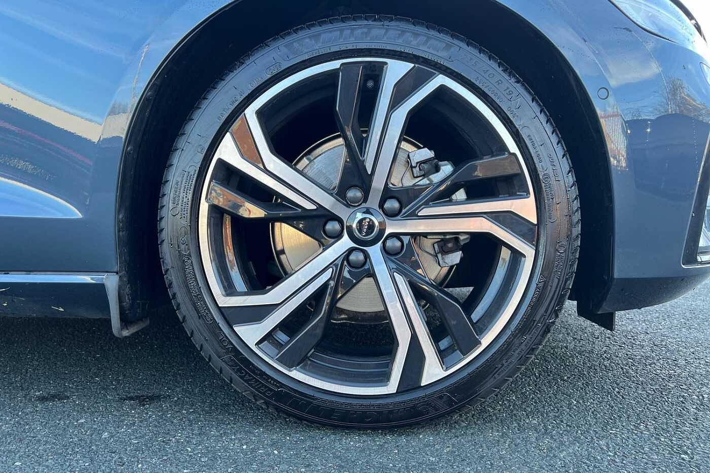 Used Volvo V60 2025 for sale - 77052669: Photo 5