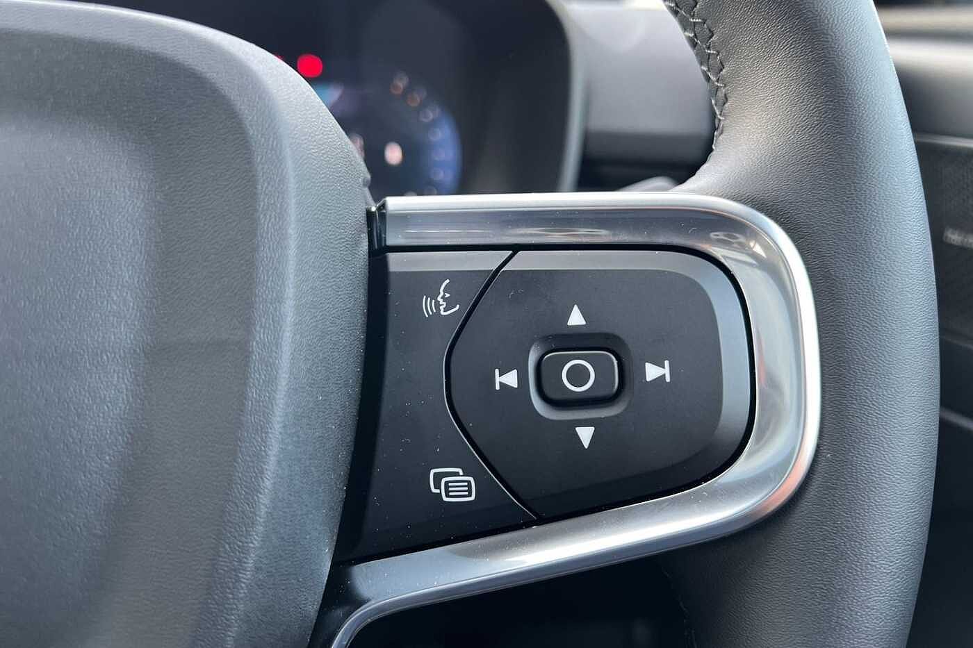 Used Volvo XC40 2025 for sale - 77665056: Photo 12