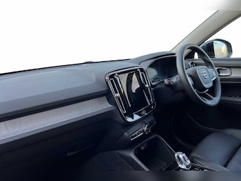 Used Volvo XC40 2025 for sale - 77665056: Photo