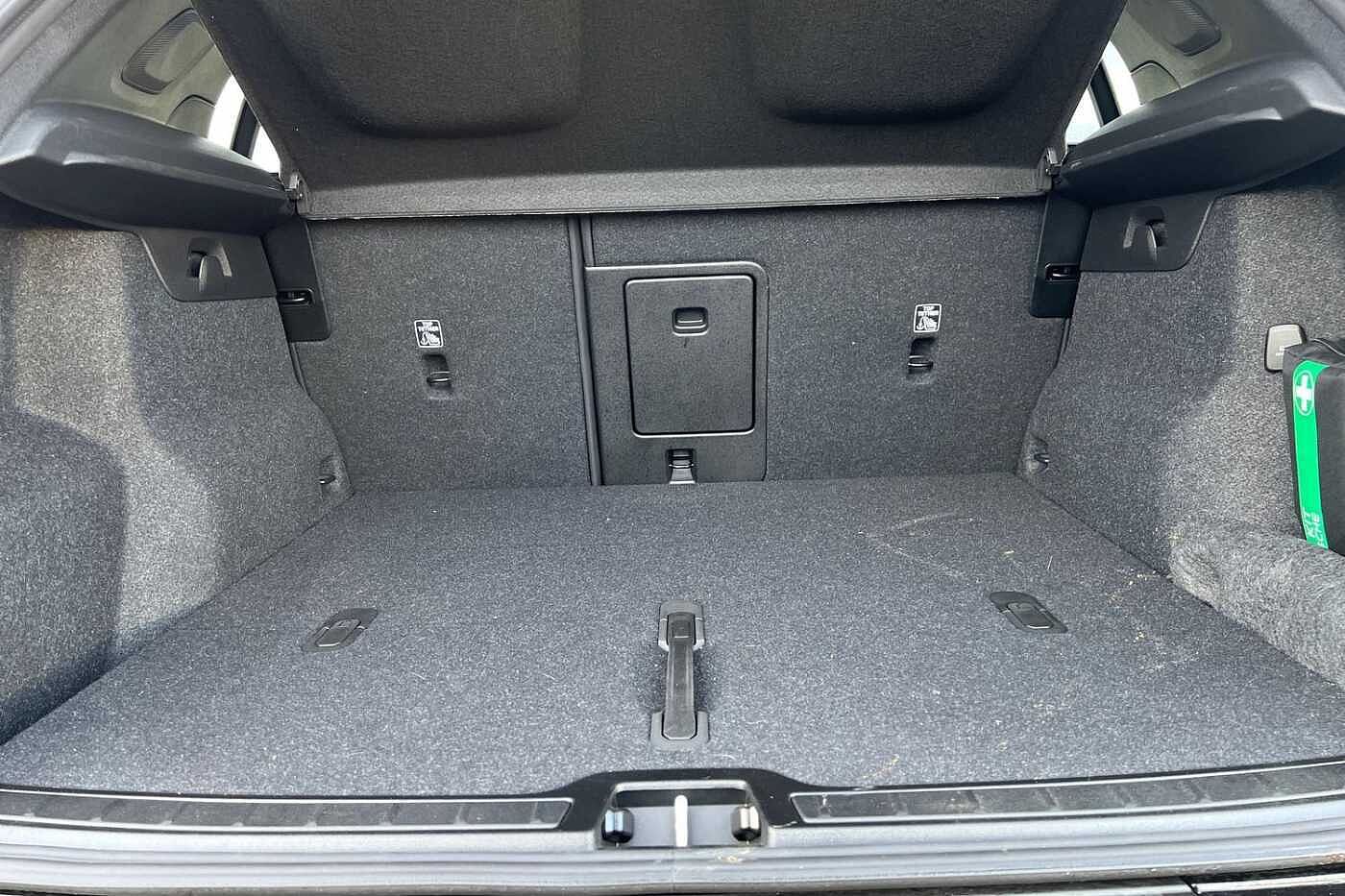 Used Volvo XC40 2025 for sale - 77665056: Photo 8