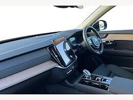 Used Volvo XC90 2025 for sale - 76796390: Photo 2