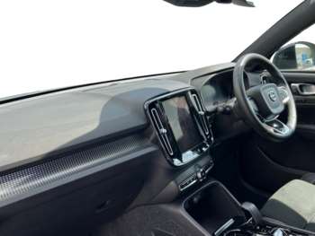 Used Volvo XC40 2024 for sale - 75008359: Photo