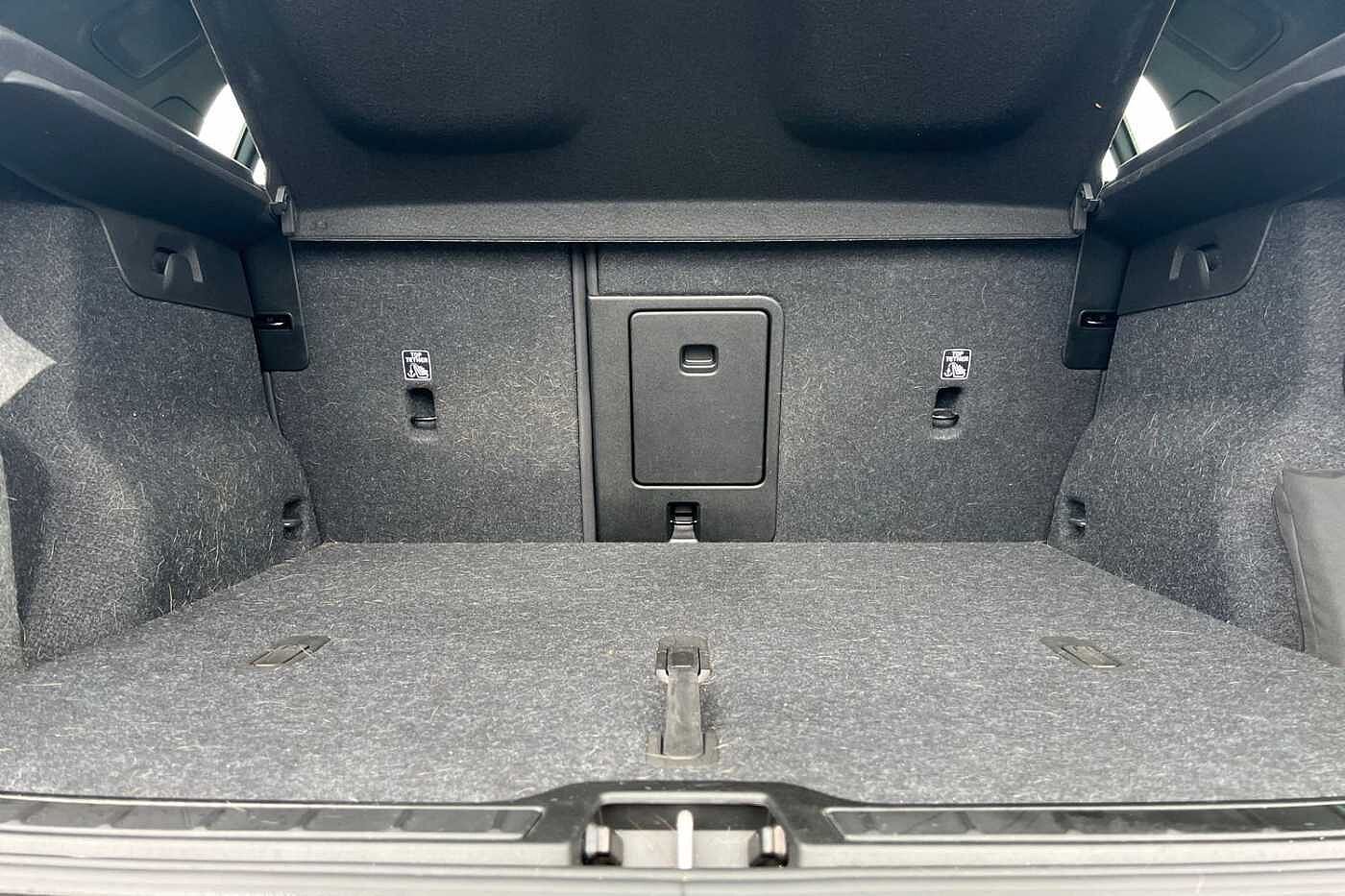 Used Volvo XC40 2024 for sale - 76384513: Photo 8