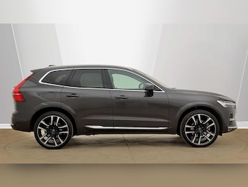 Used Volvo XC60 2025 for sale - 78456509: Photo
