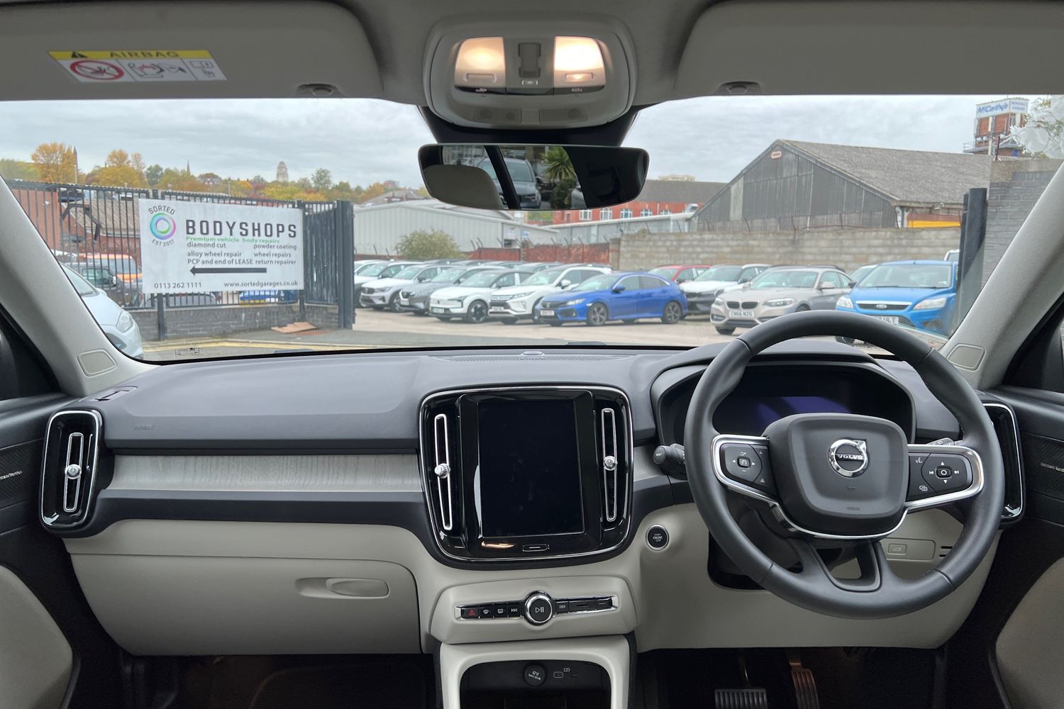 Used Volvo XC40 2022 for sale - 76302340: Photo 6