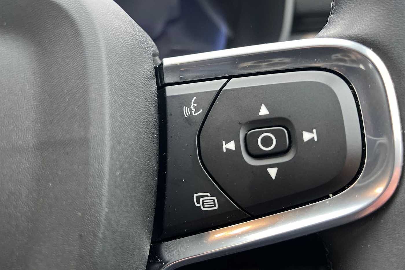 Used Volvo XC40 2025 for sale - 77235504: Photo 12