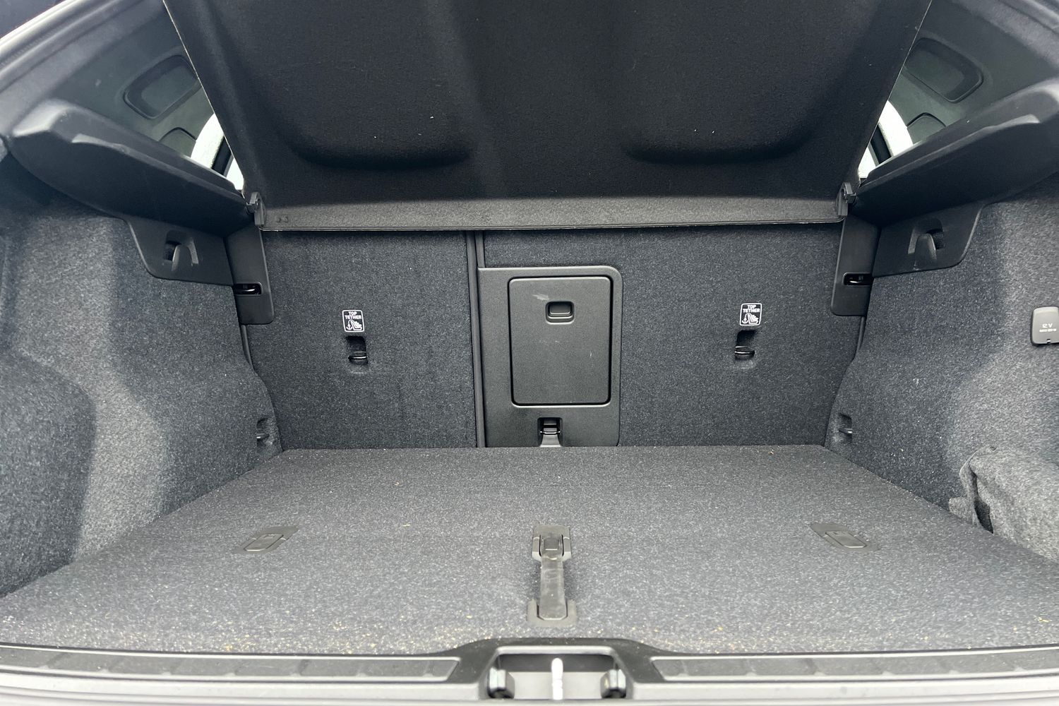 Used Volvo XC40 2025 for sale - 77235504: Photo 8