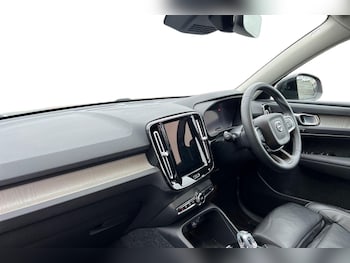 Used Volvo XC40 2022 for sale - 77353731: Photo