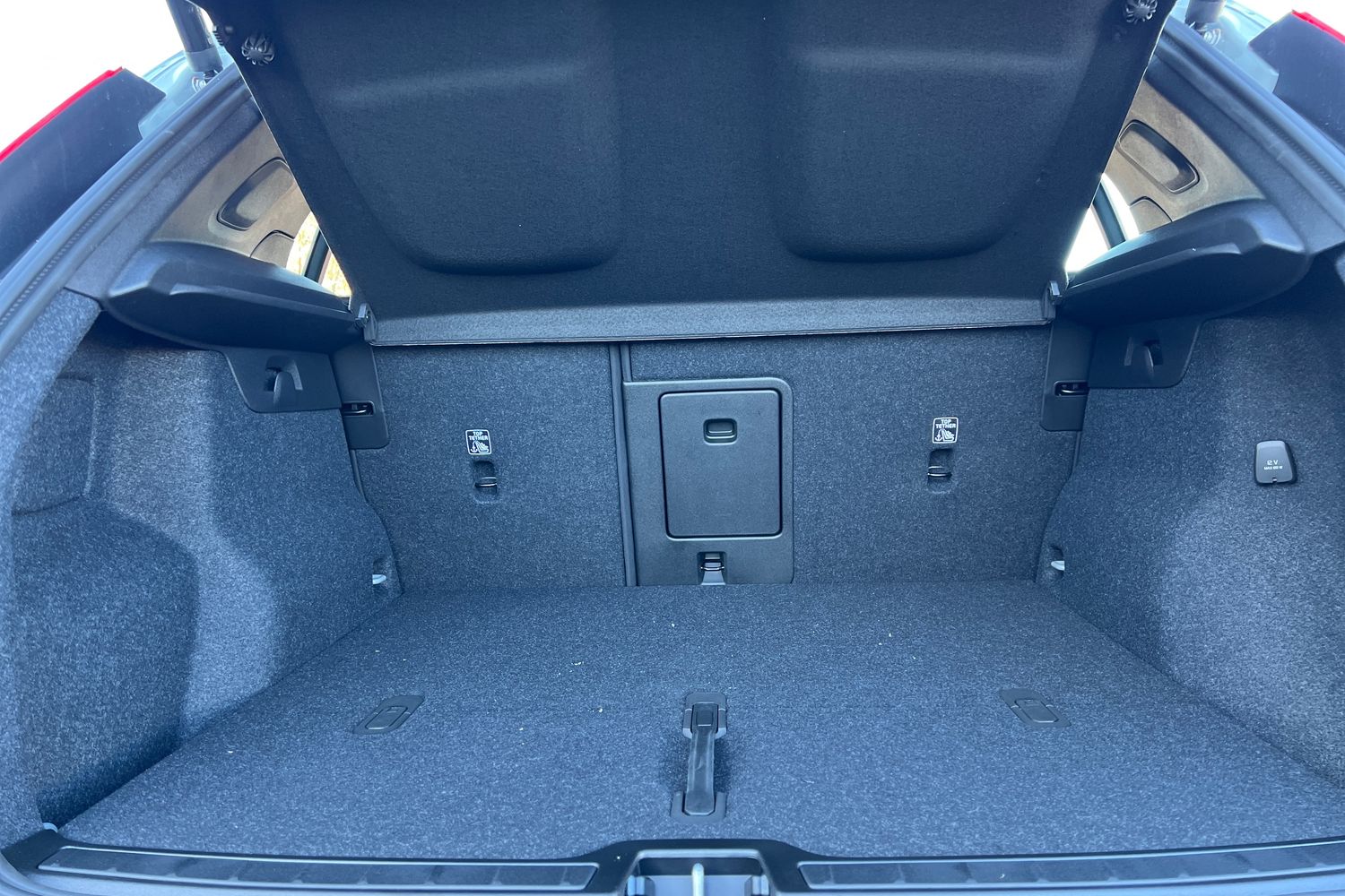 Used Volvo XC40 2025 for sale - 76614819: Photo 8