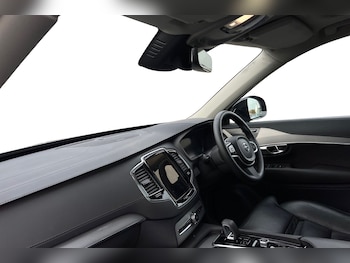 Used Volvo XC90 2022 for sale - 76344067: Photo