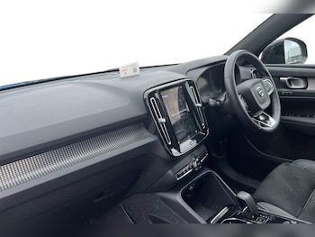 Used Volvo XC40 2022 for sale - 75569721: Photo