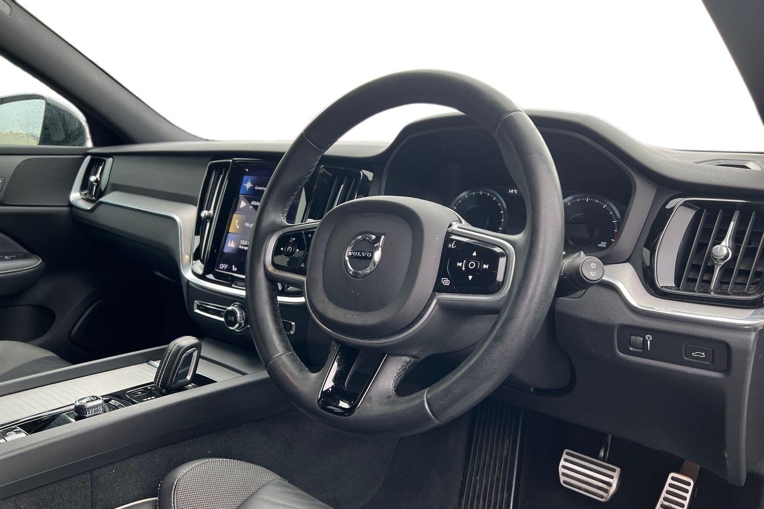 Used Volvo V60 2022 for sale - 76098048: Photo 10