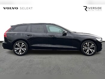 Used Volvo V60 2022 for sale - 76098048: Photo 4