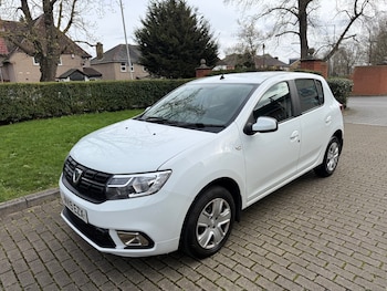 Used Dacia Sandero 2019 for sale - 77893555: Photo