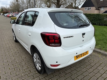 Used Dacia Sandero 2019 for sale - 77893555: Photo