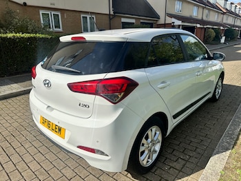 Used Hyundai i20 2016 for sale - 75976196: Photo