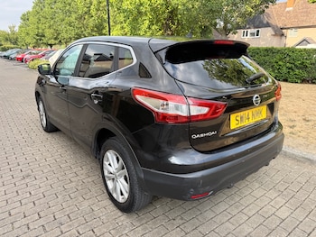 Used Nissan Qashqai 2014 for sale - 79325408: Photo
