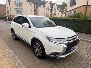Used Mitsubishi Outlander 2016 for sale - 79563403: Photo