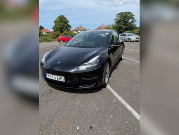 2020 (70) - Long Range AWD 4dr Auto