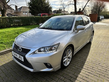 Lexus - CT