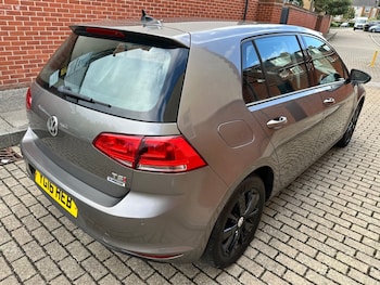 Used Volkswagen Golf 2016 for sale - 75946761: Photo