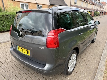 Used Peugeot 5008 2013 for sale - 78335671: Photo