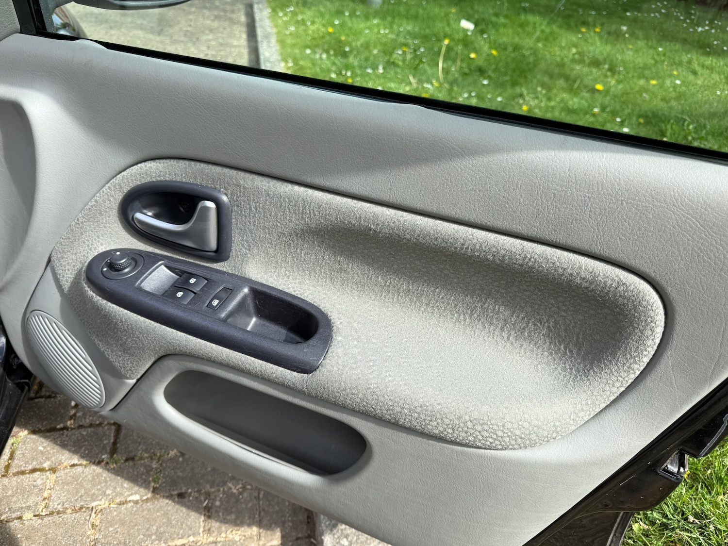 Used Renault Clio 2004 for sale - 78220393: Photo 13