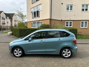 Used Honda FR-V 2005 for sale - 78300800: Photo