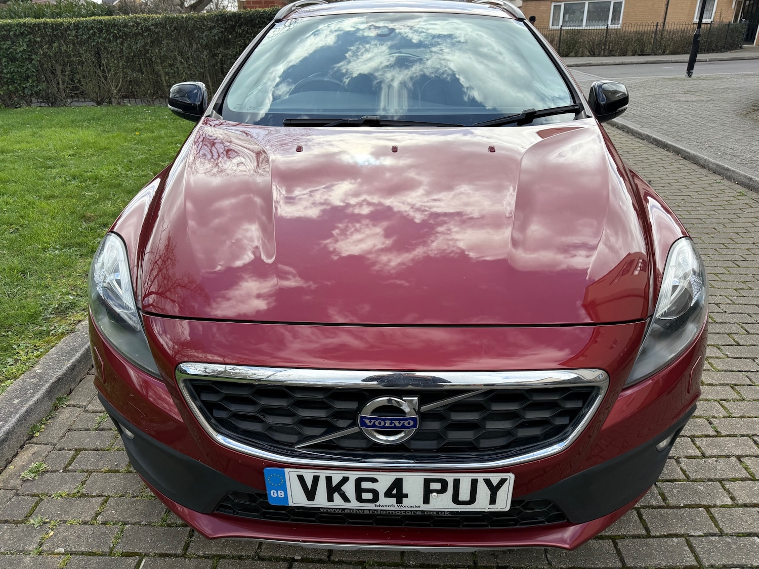 Used Volvo V40 2015 for sale - 77893566: Photo 8