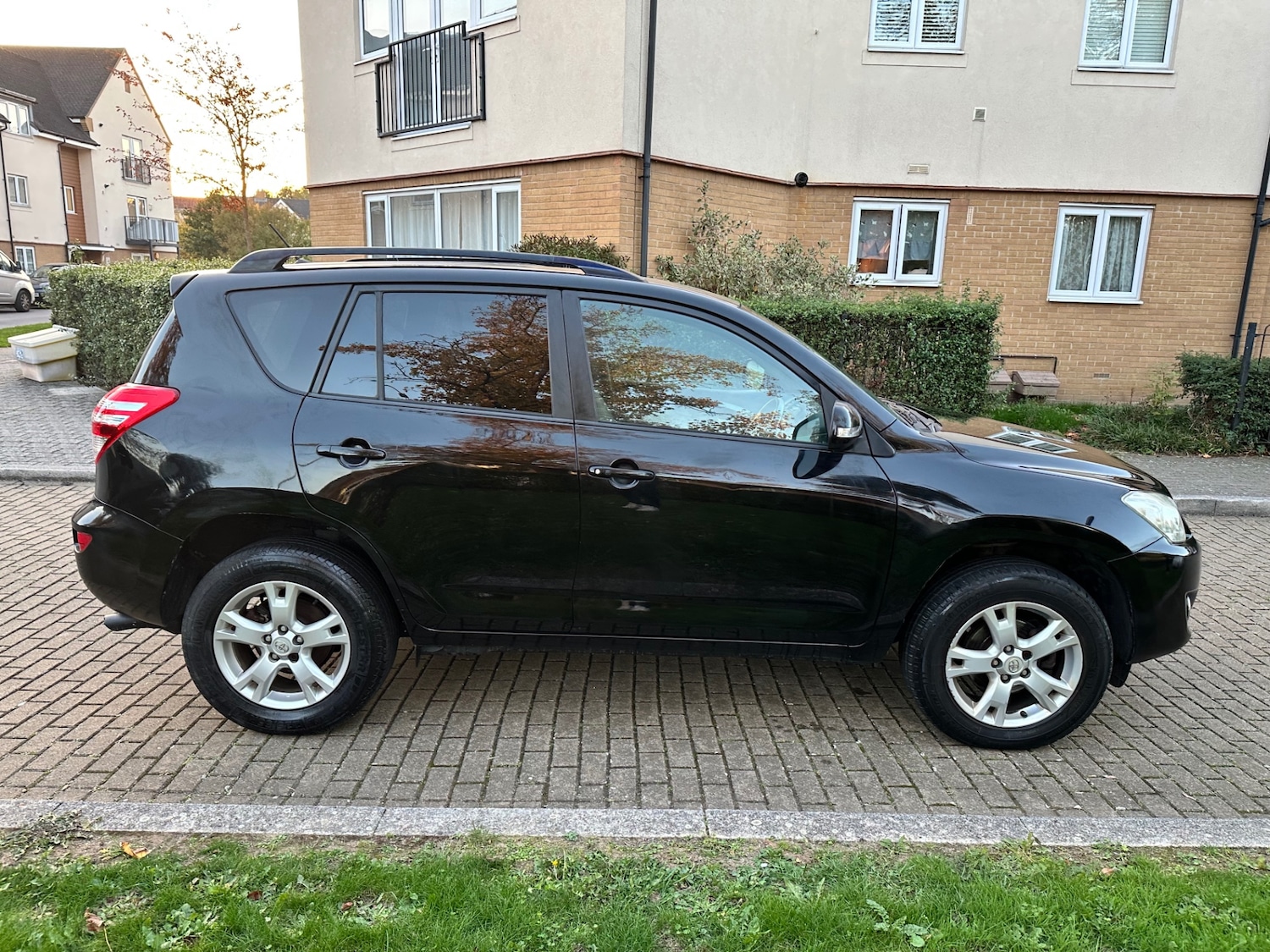 Used Toyota RAV4 2009 for sale - 76313385: Photo 5
