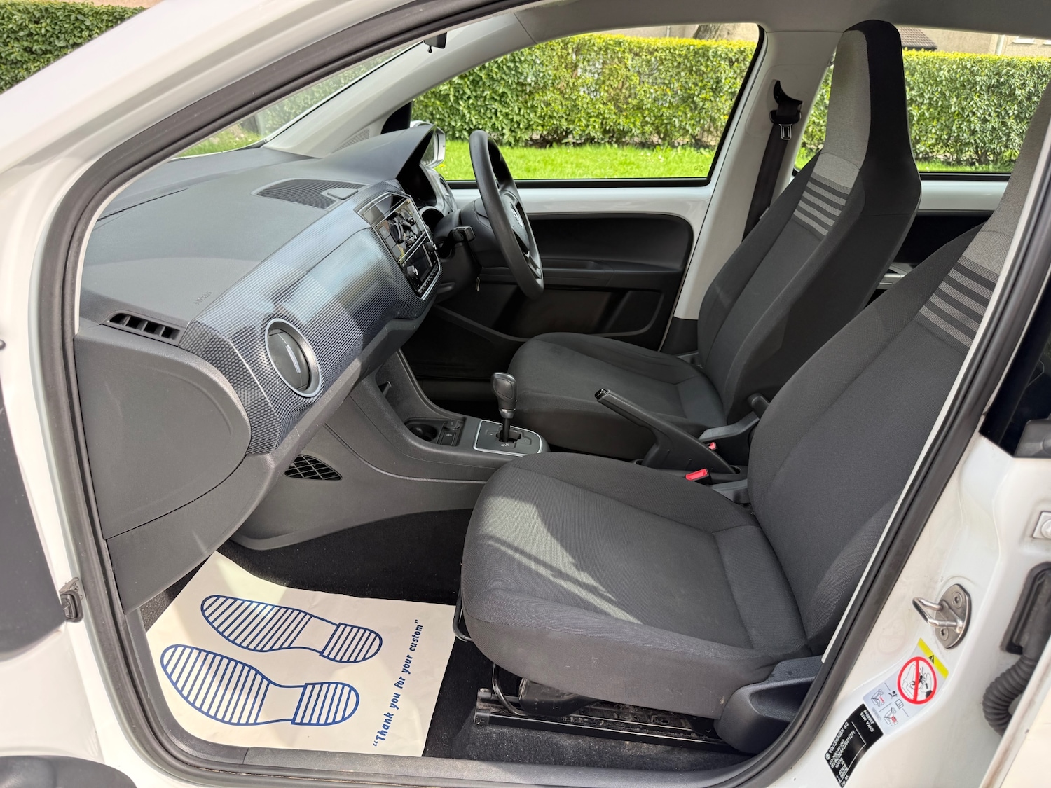 Used Volkswagen up! 2018 for sale - 78015016: Photo 10