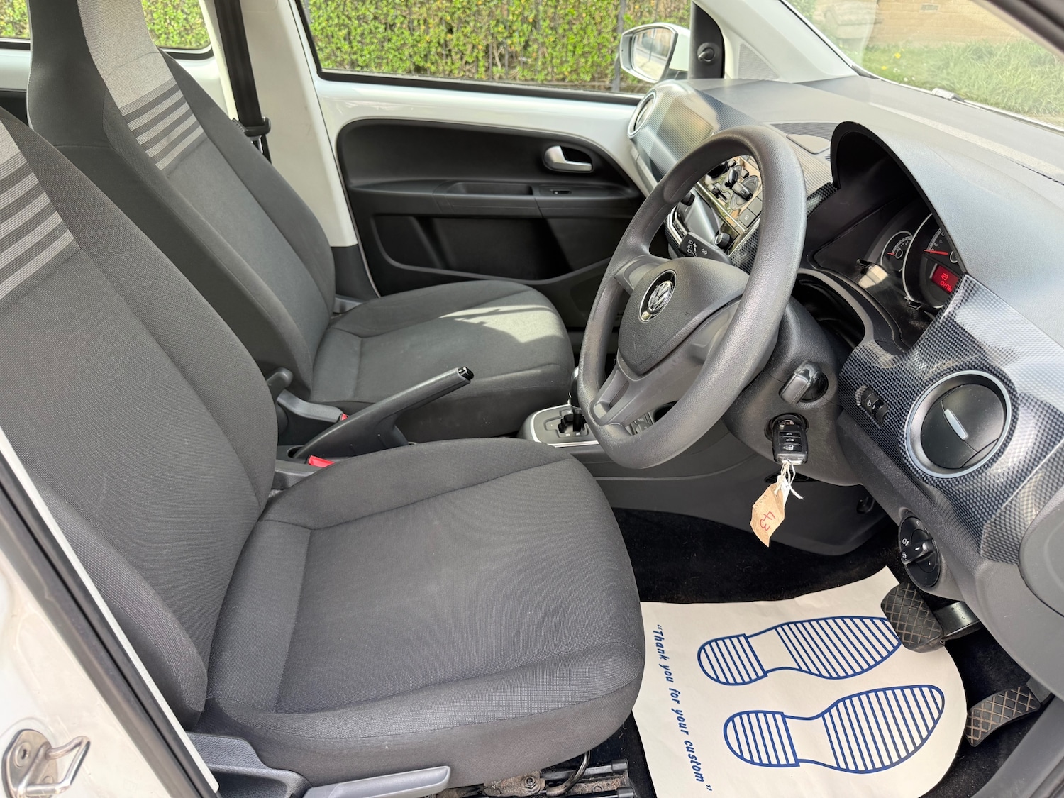 Used Volkswagen up! 2018 for sale - 78015016: Photo 9