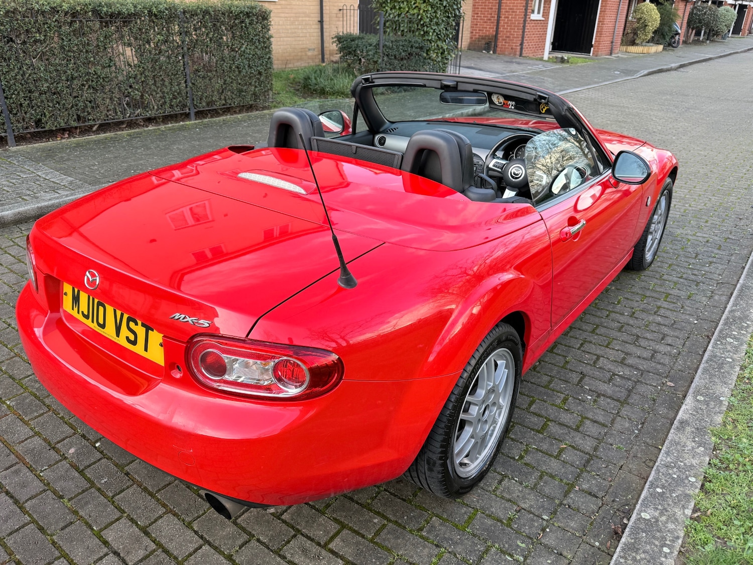 Used Mazda MX-5 2010 for sale - 77236974: Photo 3