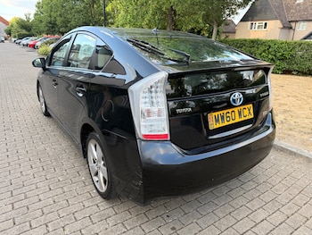 Used Toyota Prius 2011 for sale - 79328500: Photo