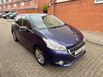 Used Peugeot 208 2014 for sale - 78139372: Photo