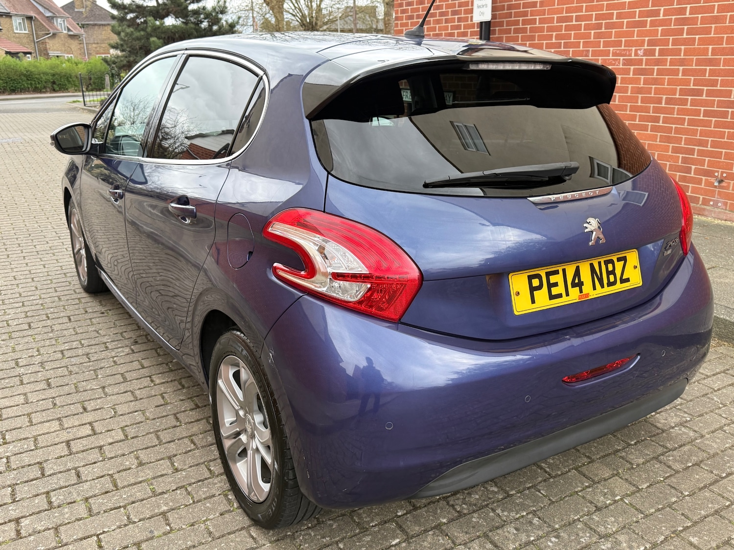 Used Peugeot 208 2014 for sale - 78139372: Photo 4