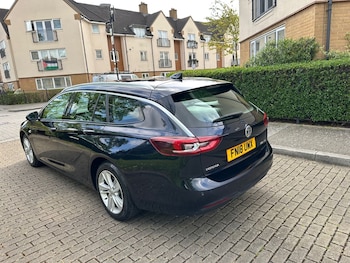 Used Vauxhall Insignia 2018 for sale - 78300791: Photo