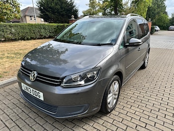 Used Volkswagen Touran 2013 for sale - 75714417: Photo