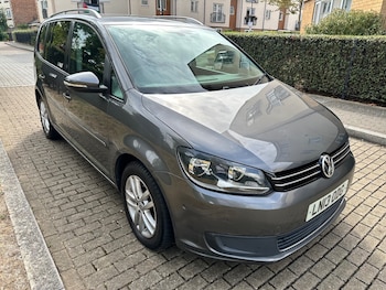 Used Volkswagen Touran 2013 for sale - 75714417: Photo