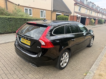 Used Volvo V60 2016 for sale - 79329018: Photo