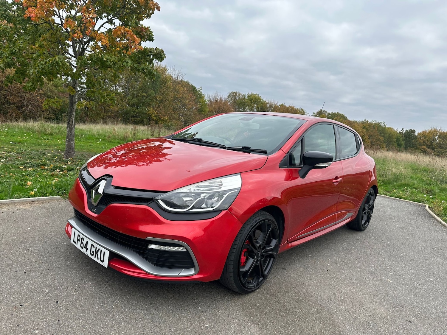 Used Renault Clio 2015 for sale - 76317252: Photo 11