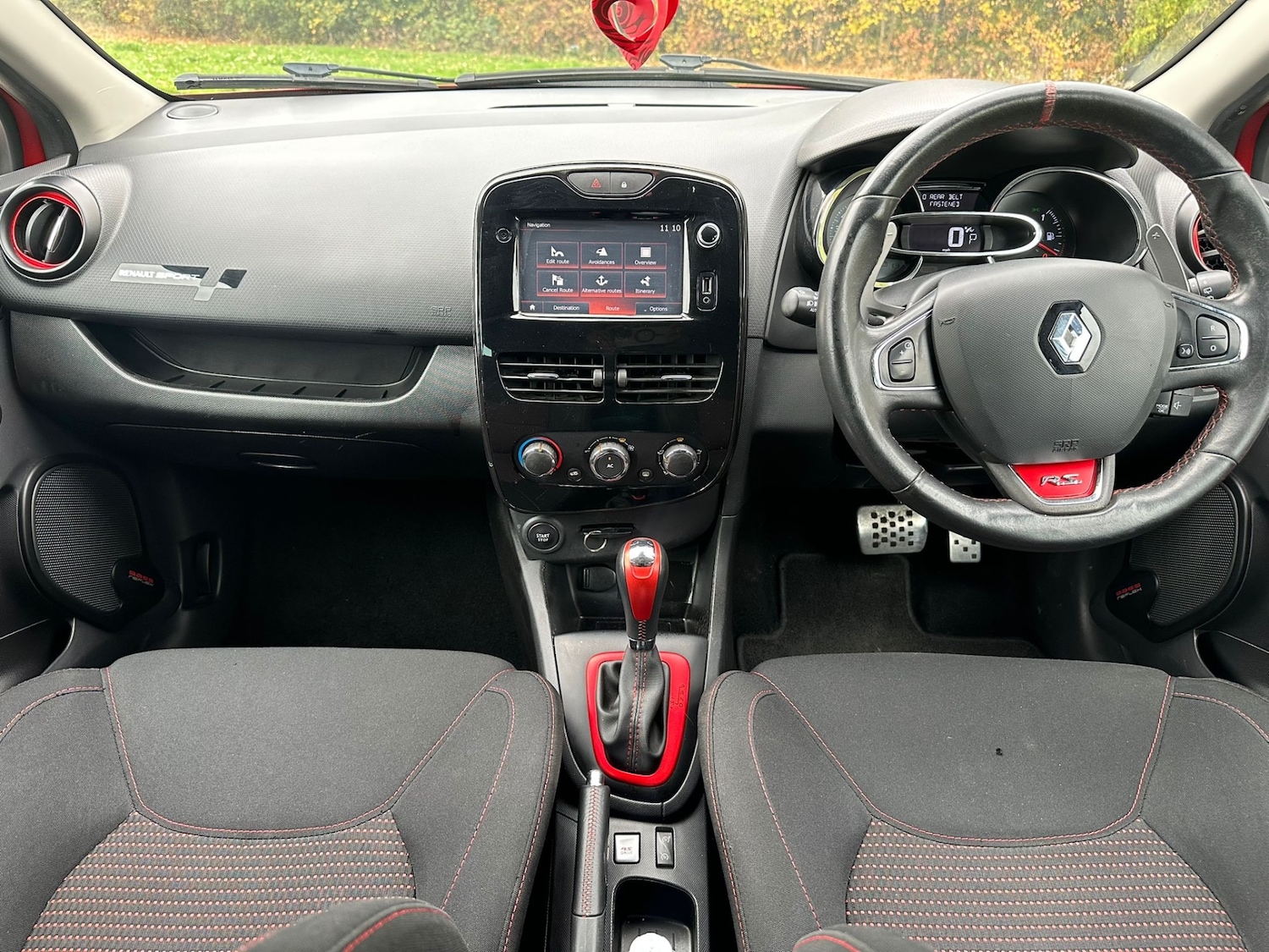 Used Renault Clio 2015 for sale - 76317252: Photo 17