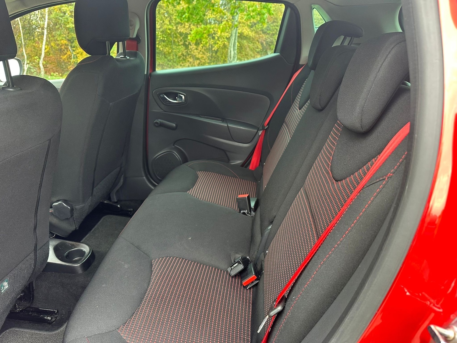 Used Renault Clio 2015 for sale - 76317252: Photo 22